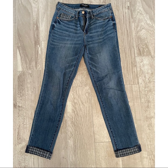 Judy Blue Women's Straight Leg Jeans - Blue - Picture 2 of 5